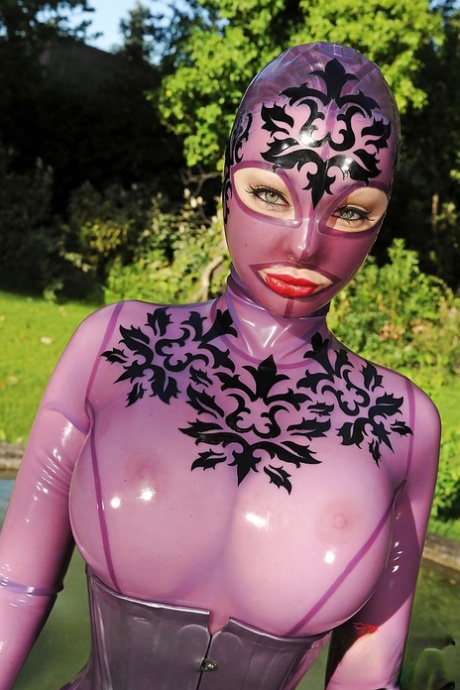 Latex Lucy exklusive erwachsene galerie