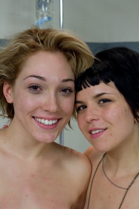 Lily LaBeau nackt erotische bilder