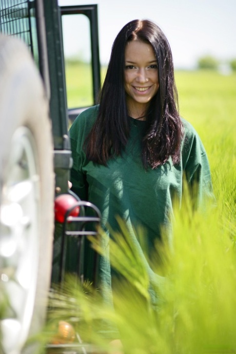 Gwen Polanska exklusive nackten fotos